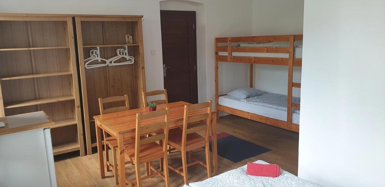 Penzion A Restaurace U Baby Subrovy Hotell Kokorin Exteriör bild
