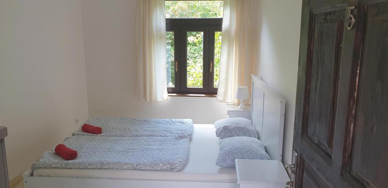 Penzion A Restaurace U Baby Subrovy Hotell Kokorin Exteriör bild